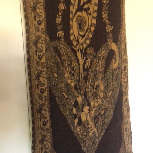 Scarf - Picture 3 of 3